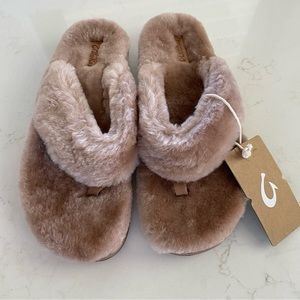 Olukai shearling wrapped sandal flip flop Olukai